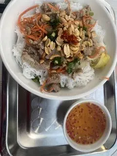 Hình ảnh Bún thịt xào