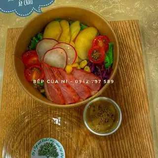 Hình ảnh Salat lườn ngỗng hun khói