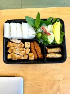 Hình ảnh Combo Sinh Viên + 1 Trà Tắc