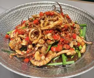 Hình ảnh 干锅鱿鱼- Mực xào cay – Dry Pot Squid