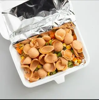 Hình ảnh Mì trộn indomie xúc xích