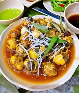Hình ảnh Cút lộn xào me ( 15 quả )