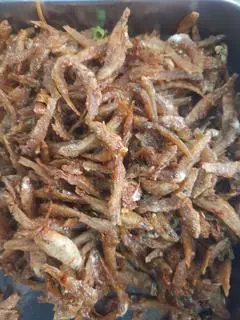 Hình ảnh Cá cơm tẩm bột chiên giòn