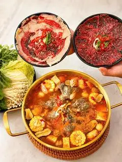 Hình ảnh LẨU SƯỜN BÒ KIM CHI 5-6 NG ĂN
