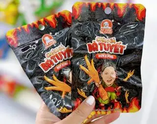 Hình ảnh 2 Chân Gà Bà Tuyết 