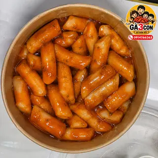 Hình ảnh Tokbokki nhân phô mai chiên giòn sốt