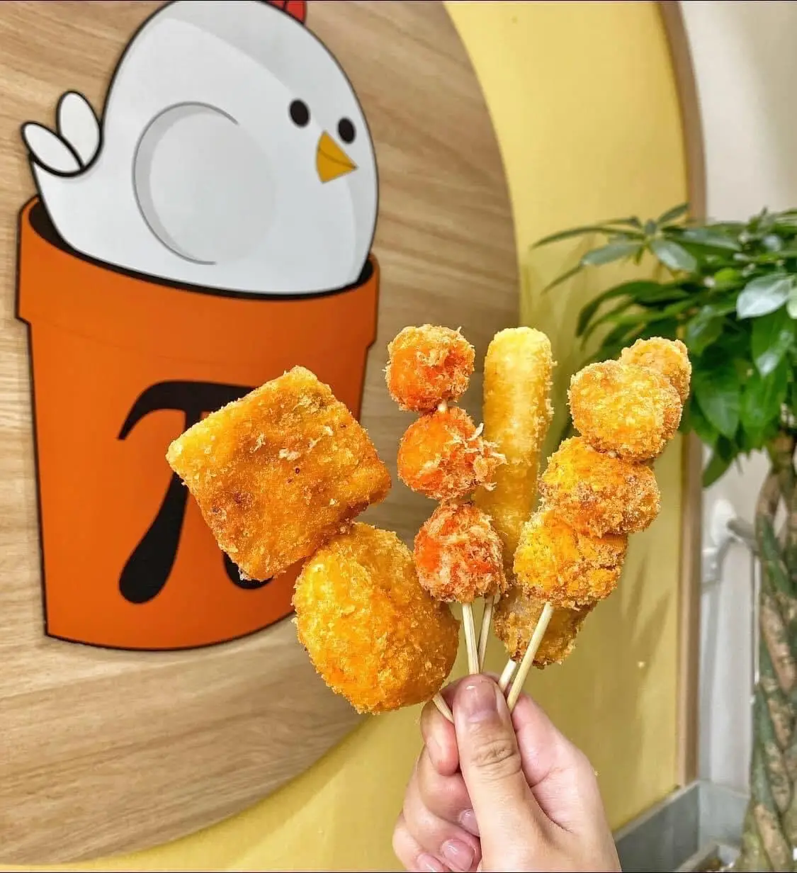 Hình ảnh 3 Bánh Gà Lắc Phomai