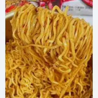 Hình ảnh mì trộn Indomi thêm cây nồng 
