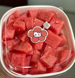 Hình ảnh Dưa hấu gọt sẵn