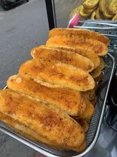 Hình ảnh Bánh Mì Nướng Muối Ớt - 1 Lát