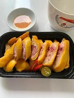 Hình ảnh Nửa con - Gà Ri ủ muối size to chặt sẵn