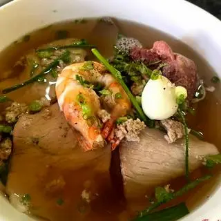 Hình ảnh Hủ tiếu - mì tươi nam vang nước đặc biệt