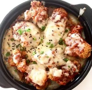 Hình ảnh Gà rán sốt phômai Mozzarella