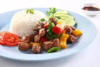 Hình ảnh CƠM CHIÊN BÒ LÚC LẮC 