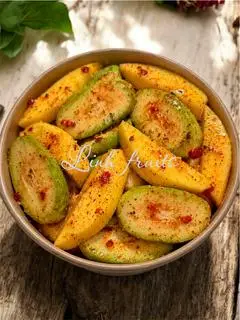Hình ảnh xoài keo mix cóc lắc muối ớt