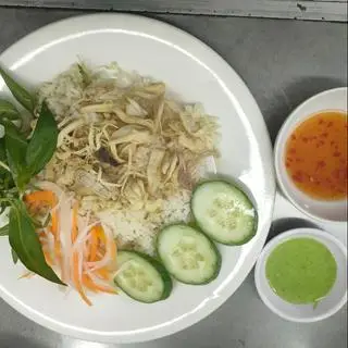 Hình ảnh Cơm gà xé
