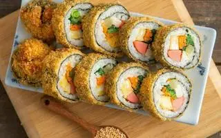 Hình ảnh Kimbap gà chiên xù ĐẶC BIỆT