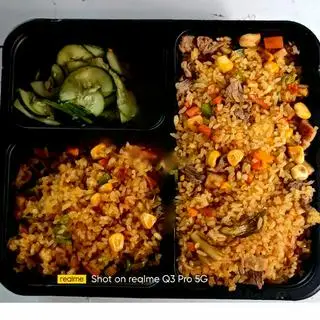 Hình ảnh Cơm rang thập cẩm dưa bò