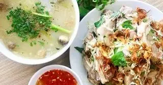 Hình ảnh gỏi gà 1/2 con kèm cháo