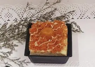 Hình ảnh Bánh bông lan trứng muối size nhỏ