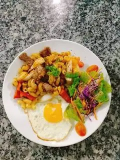 Hình ảnh Nui Xào Bò + Trứng 