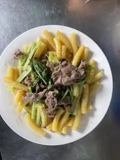Hình ảnh Nui xào bò