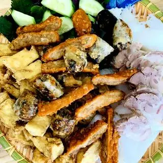 Hình ảnh Bún đậu thập cẩm