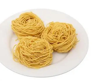 Hình ảnh Mì trứng ăn cùng gà tiềm
