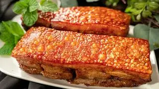Hình ảnh Ba rọi heo quay da giòn - 1kg