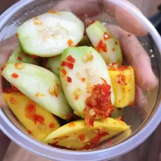 Hình ảnh Cóc Thái mix Xoài  lắc 300g