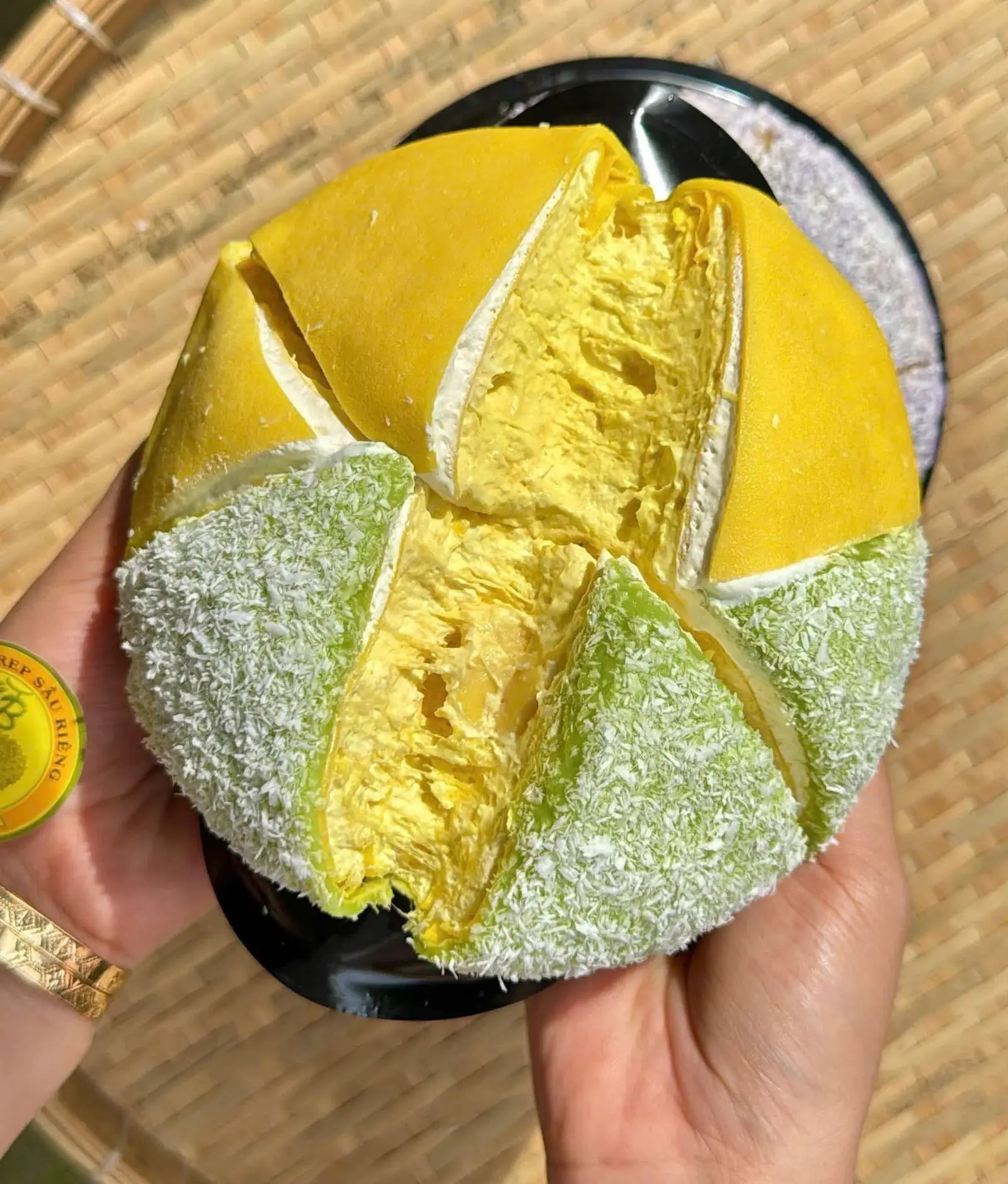 Hình ảnh Crepe Sầu riêng Mix Phú Sỹ & Truyền Thống - 14M
