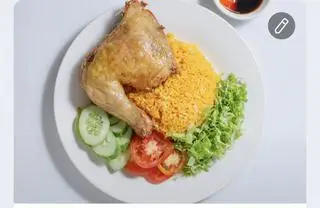 Hình ảnh Cơm gà xối mỡ