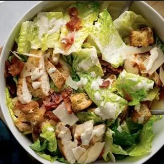 Hình ảnh Salad gà sốt phô mai