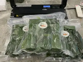 Hình ảnh Set 10 bánh lá sống - Nhân tép đồng