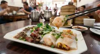 Hình ảnh Bánh cuốn thập cẩm 