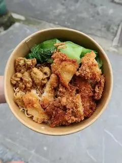 Hình ảnh Mỳ Trộn Thịt Chiên Xù