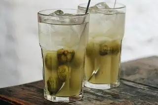 Hình ảnh sấu đá
