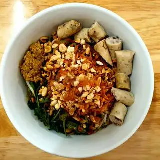 Hình ảnh Miến trộn giò tai