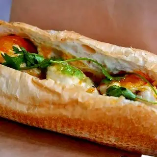 Hình ảnh Bánh mì 1 trứng oppla