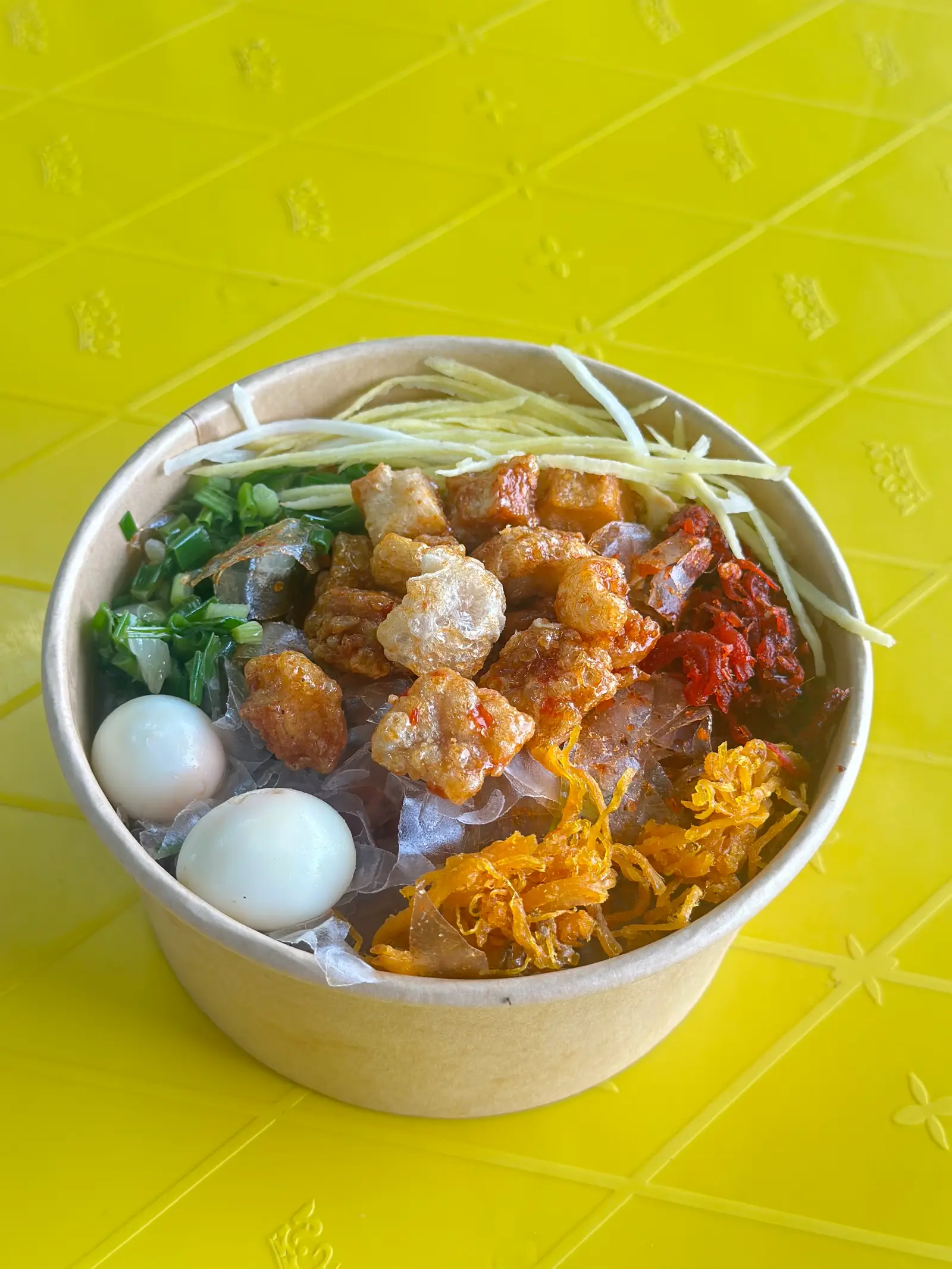 Hình ảnh Bánh tráng trộn tóp mỡ