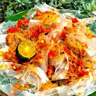 Hình ảnh Bánh Tráng Phơi Sương trộn sate muối hành phi