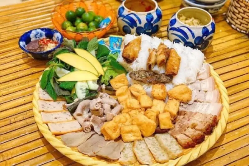 Hình ảnh Bún đậu,-thịt chân giò-chả cốm-,nem chua