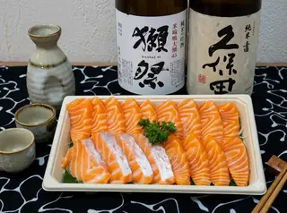 Hình ảnh Sashimi cá hồi 200g