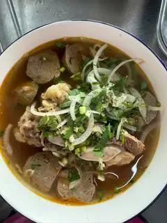 Hình ảnh Bún bò 2 topping - chả cua chả lá
