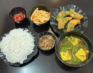 Hình ảnh Bún cá chấm giòn / chan 