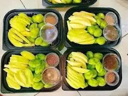Hình ảnh xoài tứ quý mix cóc bao tử 