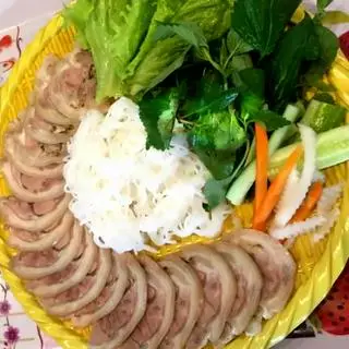 Hình ảnh Giò luộc mắm nêm lớn