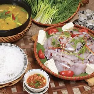 Hình ảnh Cá lăng om măng cay