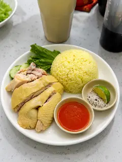 Hình ảnh Combo Gà Chặt + Nước