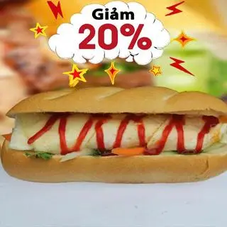 Hình ảnh Bánh Mì Pate Bò + Chả Trứng